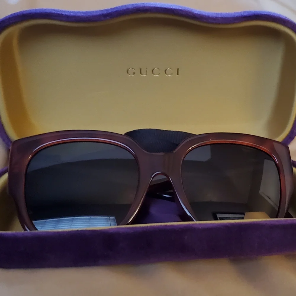 💥SOLD💥🎉HP🎉Gucci Avana Green 55mm Cat Eye Sunglasses - Picture 3 of 12